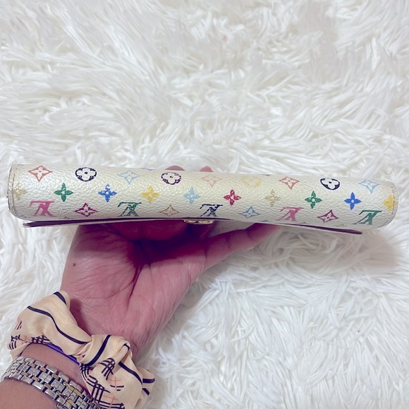 Auth. Louis Vuitton Multicolor Sarah Wallet - Picture 16 of 17